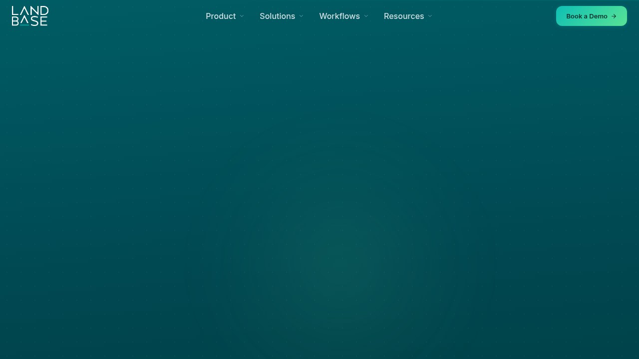 The Landbase website, offering insights and benchmarks related to B2B win rates.